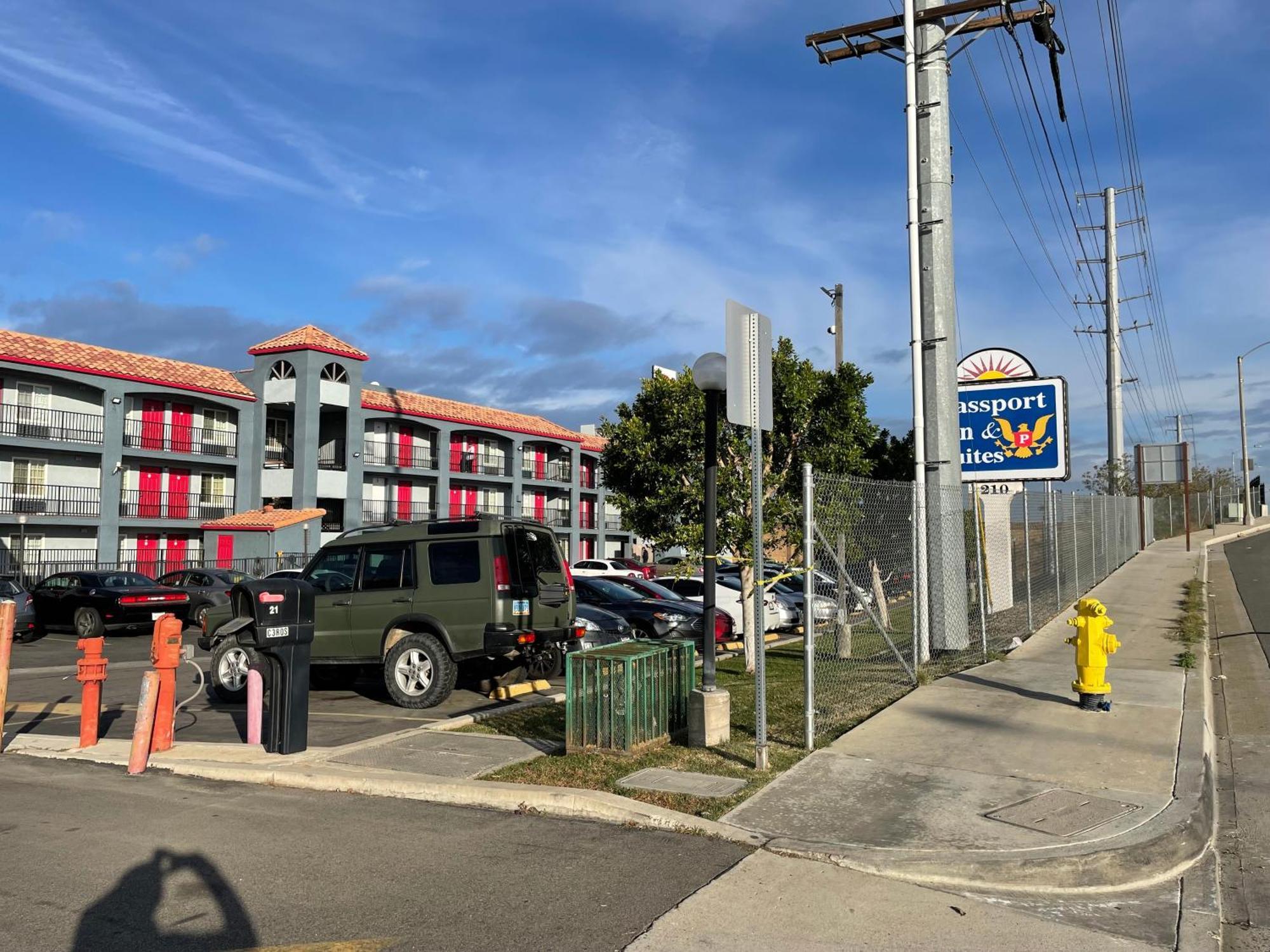 Heritage Inn And Suites Corona Exterior foto